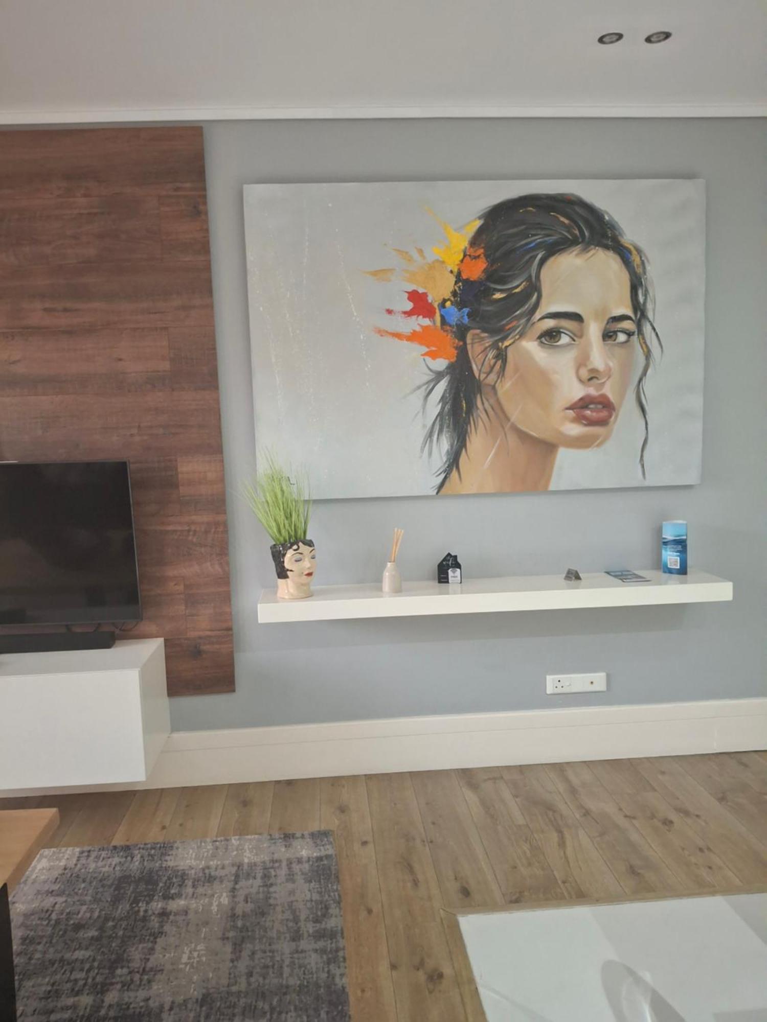 112 Luxury At The Gallery *