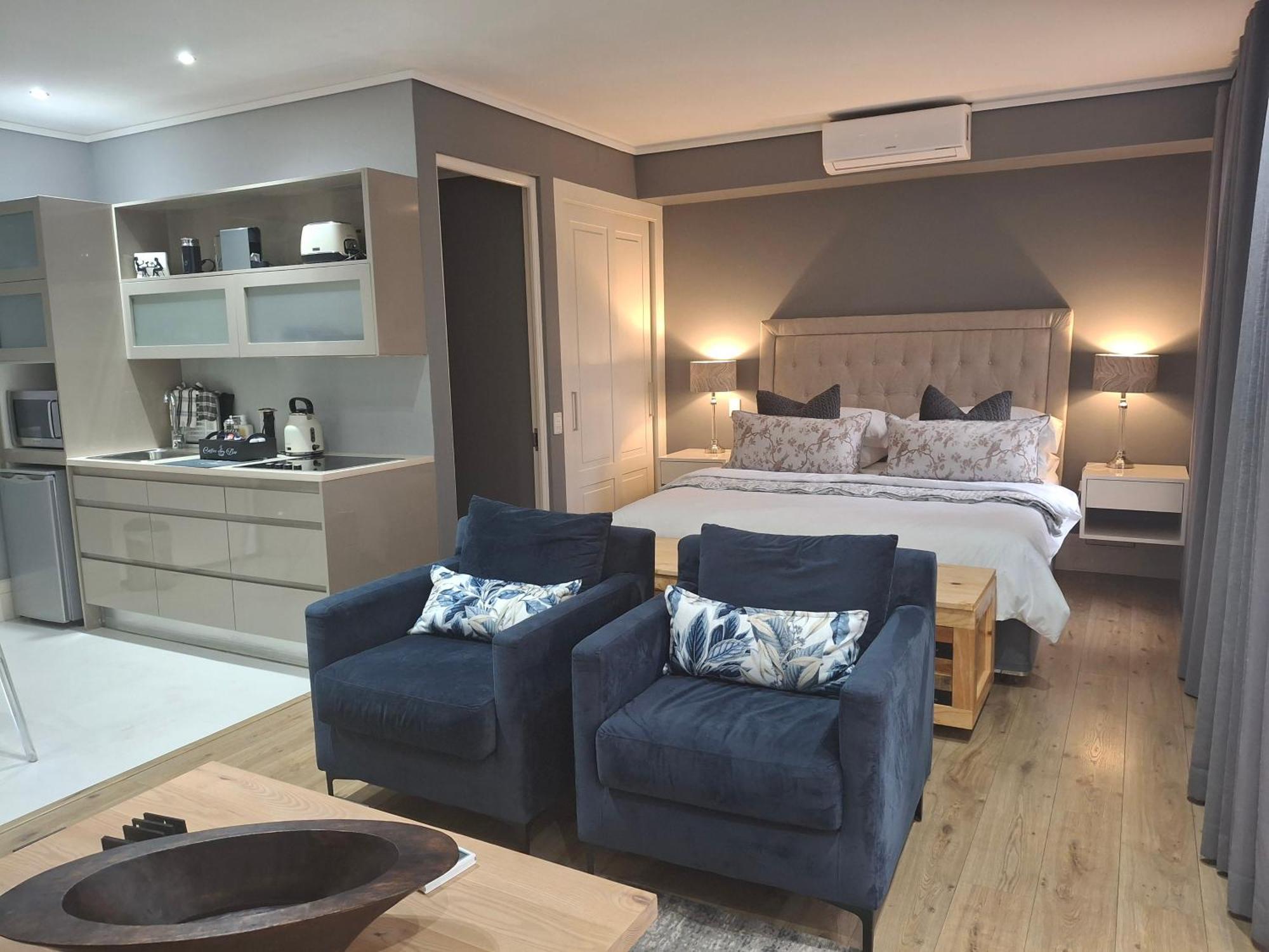 112 Luxury At The Gallery * Knysna